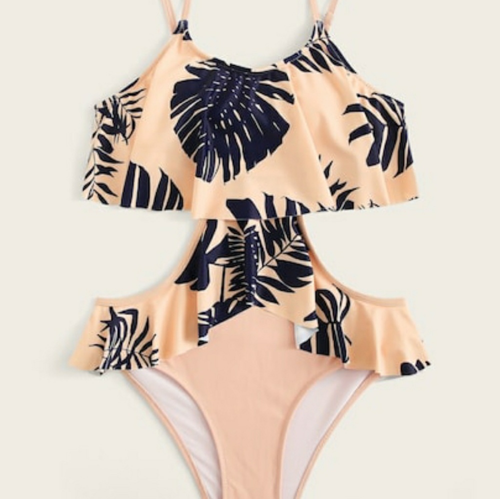🍍NWT One Piece Monokini🍍